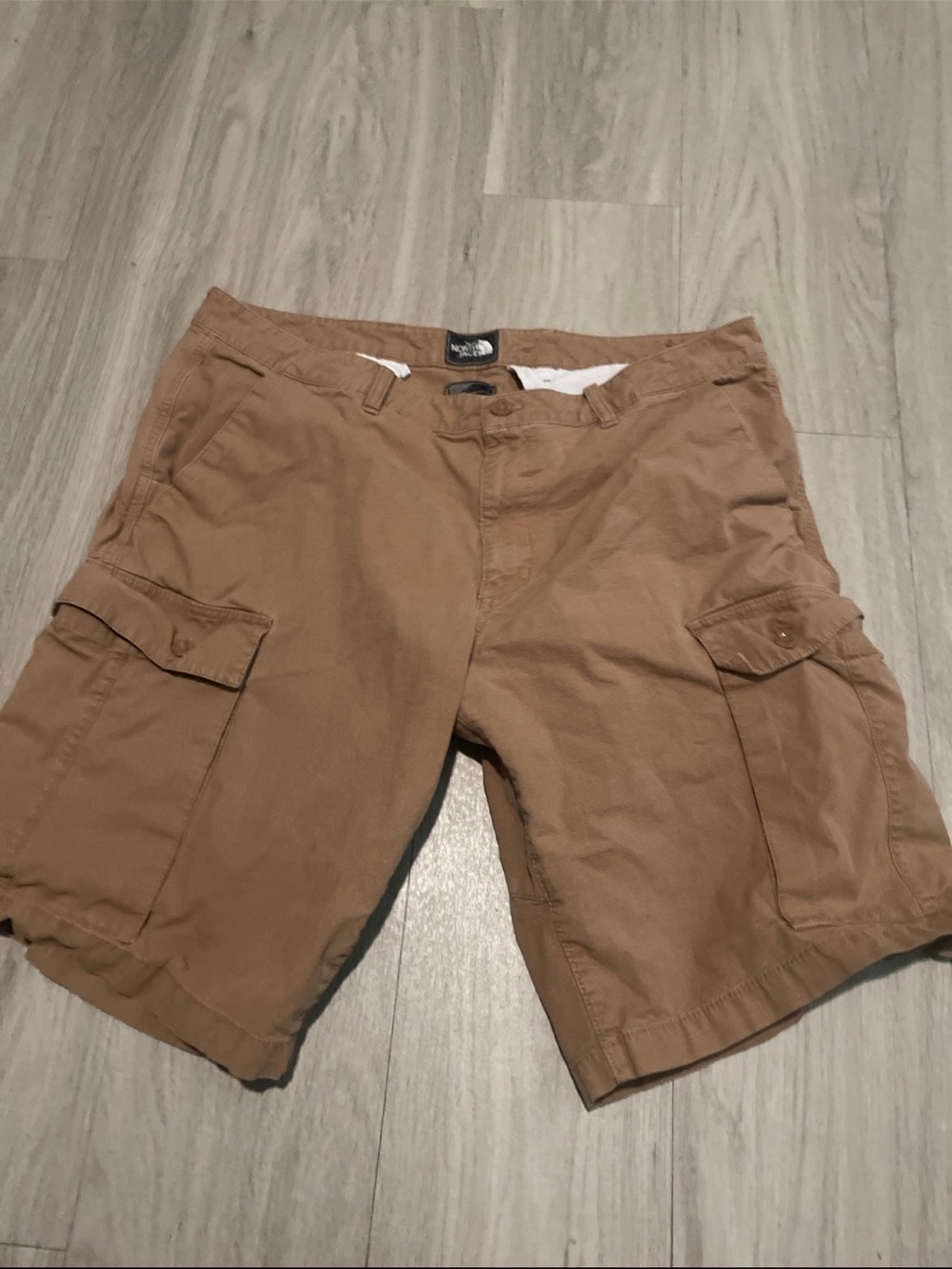 The North Face Men's Cargo Shorts - Brown